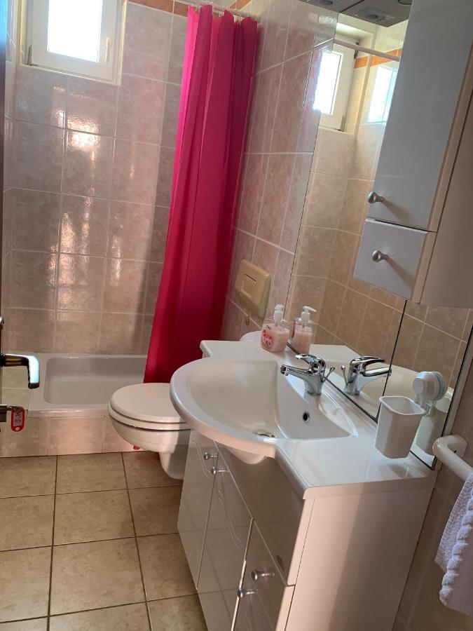 Sobe I Apartmani Til ツリクヴェニツァ エクステリア 写真